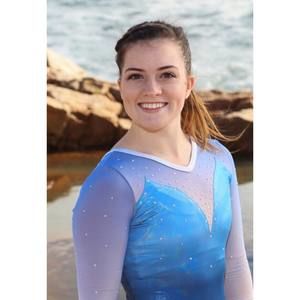 Meet your Posher, Nickie